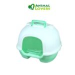 caja-de-arena-cerrada-verde.jpg Caja de Arena Cerrada Verde es una baño sanitario amplio para tu mascota. Este cómodo baño sanitario ofrece la privacidad que tu michi necesita. Además mantendrá el olor encerrado, resultando muy agradable para tu ambiente. Cuenta con una filtro de carbón activado