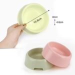 platito-para-perro.jpg Platitos para Perro de Plástico es una plato pequeño de 13 centimetros de diámetro, ideal para mascotas pequeñas, gatitos o perritos. Podrás encontrarlos en los siguientes colores: rosa, azul y verde: capacidad para hasta 300 grs comida seca.