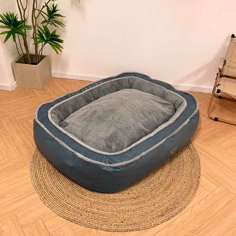 cama-nido-para-perros-de-lujo-talla-m Cama Nido para Perros de Lujo en talla M le proporcionará a tu leal compañero un refugio de descanso. Diseñada con cuidado y atención a los detalles, esta cama ofrece un oasis de confort para tu fiel amigo de cuatro patas, combinando funcionalidad y estilo en un paquete excepcional.
