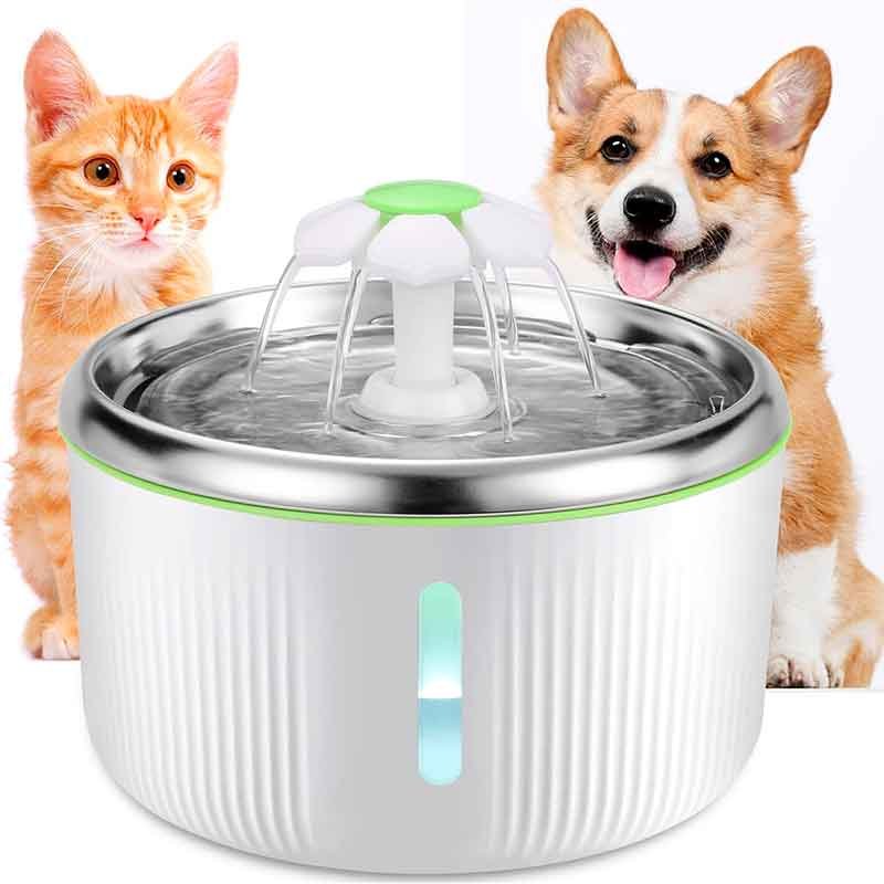 Fuente de Gatos Inoxidable Fuente de Gatos Acero Inoxidable 2 Litros es una solución innovadora diseñada específicamente para satisfacer las necesidades de hidratación de tus felinos consentidos. Con su diseño elegante y características avanzadas, esta fuente garantiza que tus gatos tengan acceso a agua fresca y limpia en todo momento.